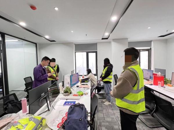 赚快钱制作涉诈APP,IT男沦为诈骗“合伙人” 赚快钱制作涉诈APP,IT男沦为诈骗“合伙人”