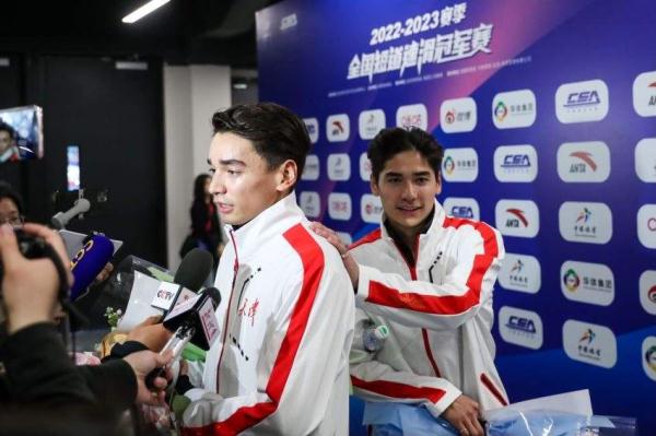 短道速滑冠军赛：刘少昂刘少林包揽1000米冠亚军