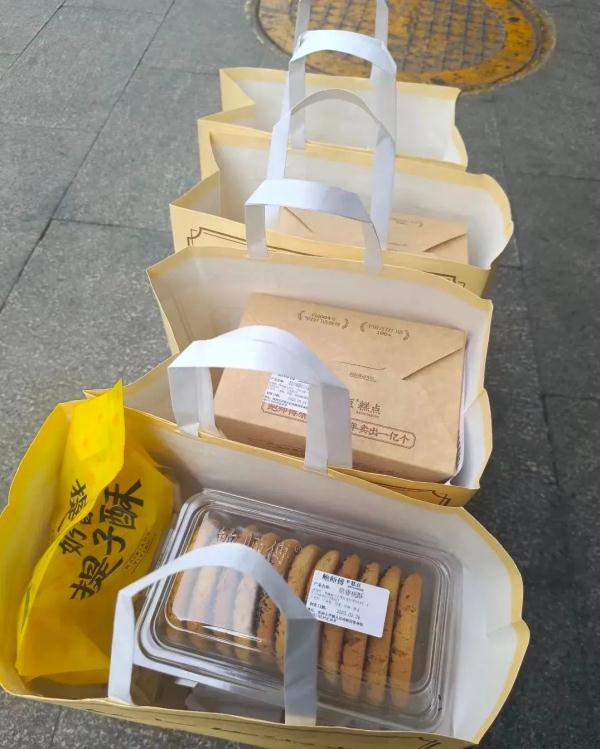 广深港高铁美食“上新”啦！有港人记忆中的味道→