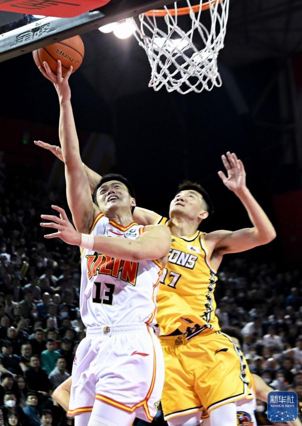 篮球 | CBA常规赛：吉林九台农商银行不敌浙江东阳光