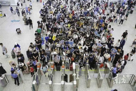 广东省户籍人口2022年首次过亿 广东省户籍人口2022年首次过亿