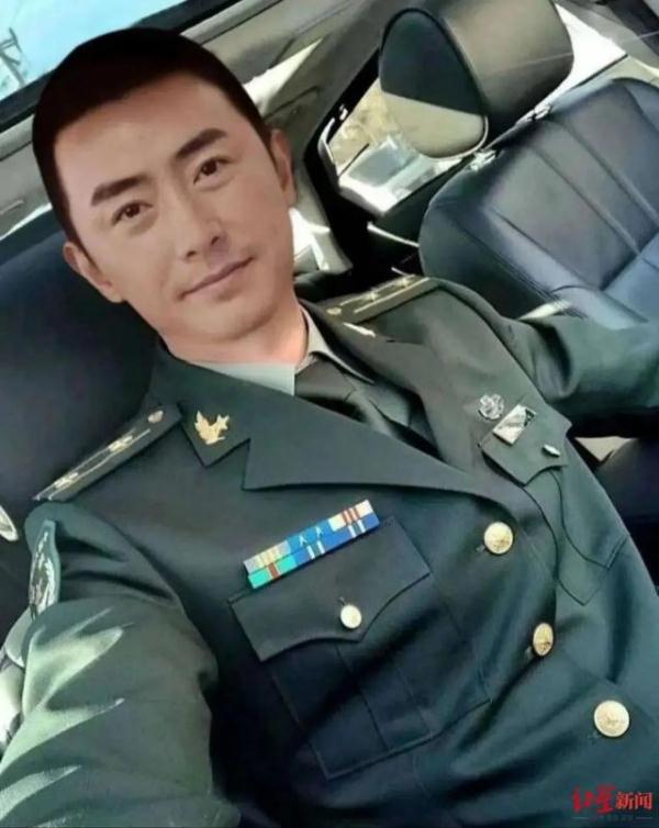 “那个穿迷彩服的小姐姐唱歌真带劲……”这种流量都敢蹭？