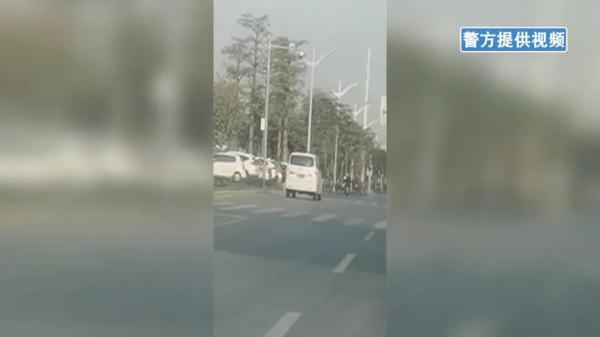 许某根、王某娟(情侣),被警方抓获! 许某根、王某娟(情侣),被警方抓获!