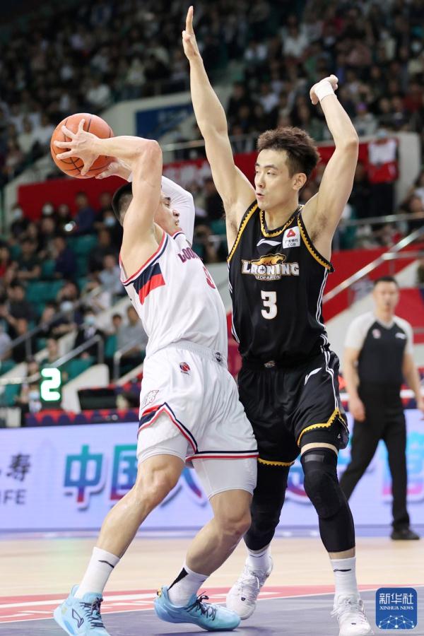 CBA常规赛：广州龙狮胜辽宁本钢