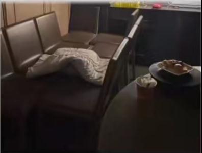 海底捞包房可过夜?官方这么说→ 海底捞包房可过夜?官方这么说→