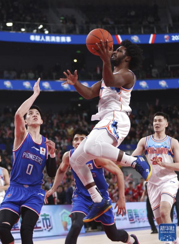 CBA常规赛：新疆伊力王酒胜天津先行者
