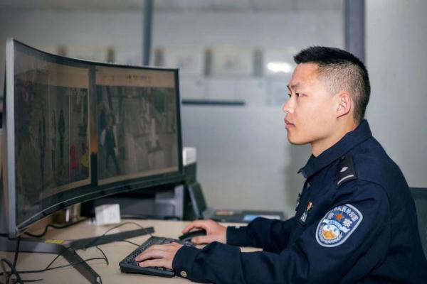 公安英烈子女,续写“警察故事” 公安英烈子女,续写“警察故事”