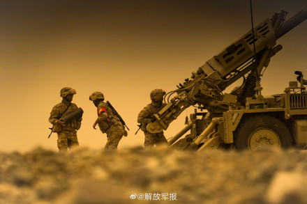 大地在颤抖！一起体验火炮实弹射击