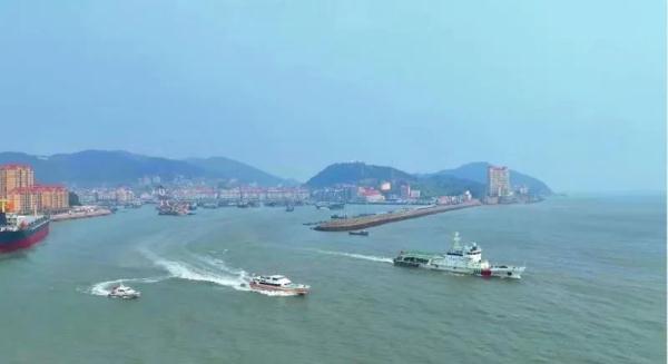 清明时节再现台胞探亲祭祖热