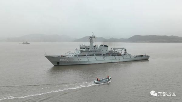 勤务船编队,出击! 勤务船编队,出击!