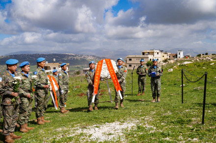 缅怀！中国第21批赴黎维和部队清明节祭奠杜照宇烈士