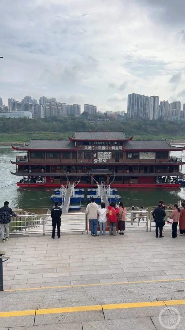 沿途可以欣赏13座桥！洪崖洞-磁器口客运航线复航