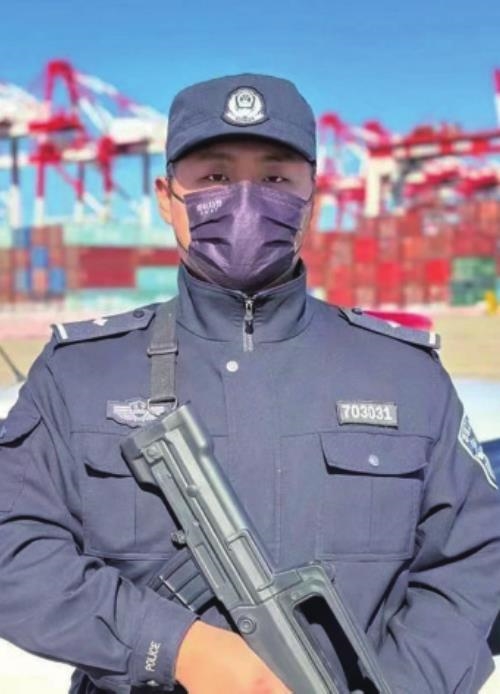 警号重启！长大后我就成了你