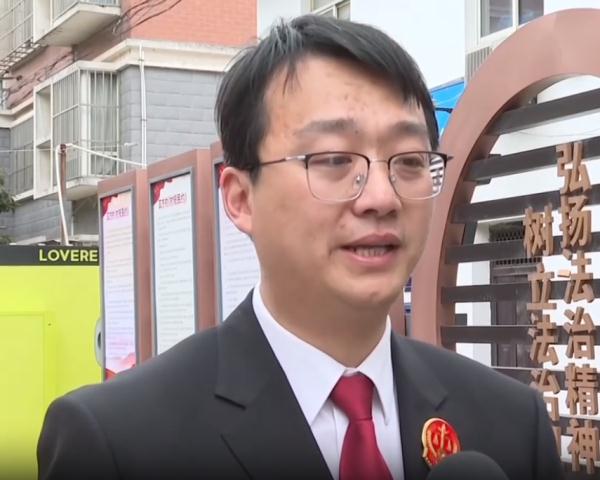 沪上这对老夫妻的坟被前女婿挖开,什么仇什么怨? 沪上这对老夫妻的坟被前女婿挖开,什么仇什么怨?