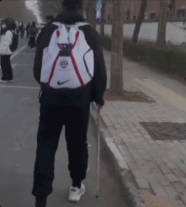 “特种兵式旅游”爆火？当心……