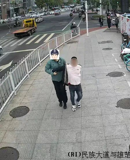 来钱太快“卡农”心慌自首,民警顺藤摸瓜端掉跑分洗钱团伙 来钱太快“卡农”心慌自首,民警顺藤摸瓜端掉跑分洗钱团伙