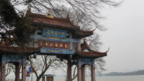 “特种兵式旅游”爆火？当心……