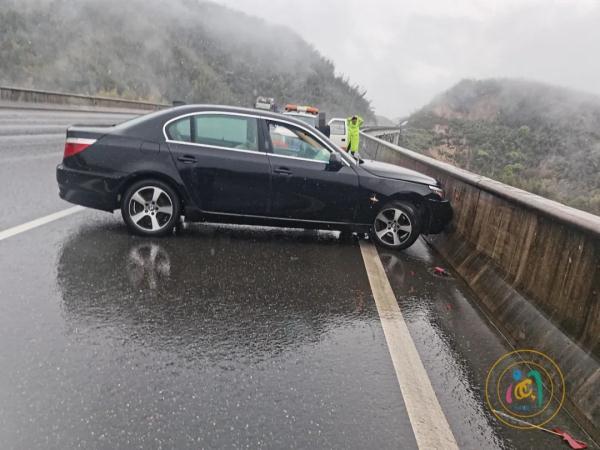 福建高速突发！一家人惊魂未定