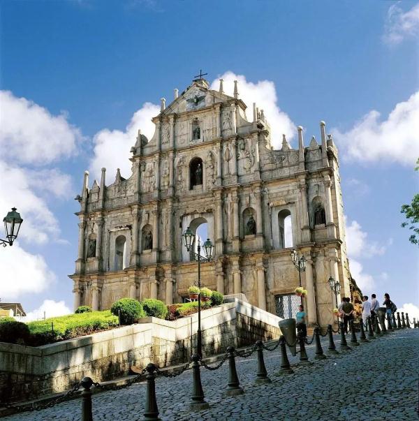 吃烧烤、看大熊猫、玩转大湾区……这些专列，你爱了吗→