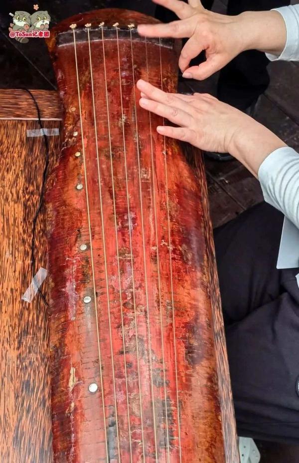 時代物　古琴 「九霄環佩」七弦琴 古美術　骨董品 全世界最贵的乐器：唐代古琴“九霄环佩”