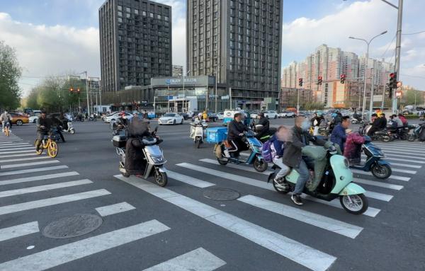 电动车头盔新国标来了，如何做好“头”等大事？