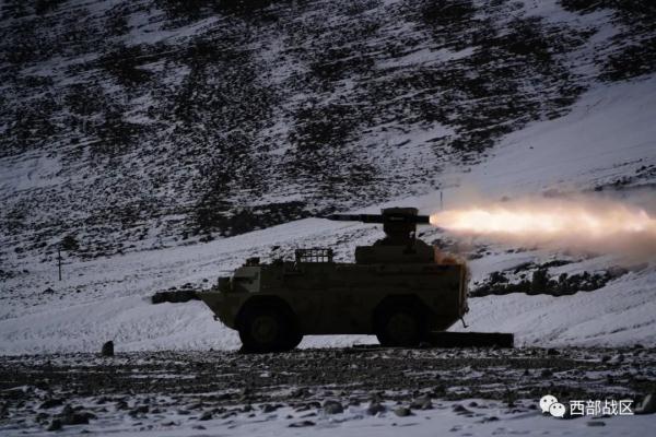 海拔5200米,车载反坦克导弹发射! 海拔5200米,车载反坦克导弹发射!