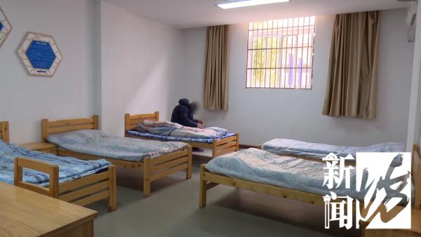 住进养老院，还有低保拿！抛妻弃女“黑”在美国32年的上海爷叔最新情况→