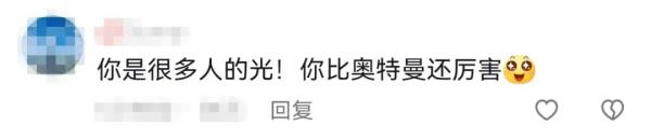 5岁男孩留了长长的头发，原因超酷的！