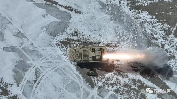 海拔5200米,车载反坦克导弹发射! 海拔5200米,车载反坦克导弹发射!