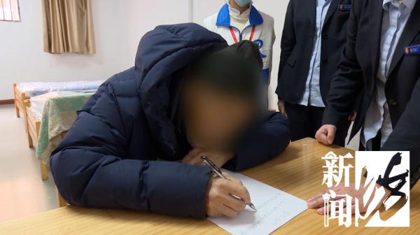 住进养老院，还有低保拿！抛妻弃女“黑”在美国32年的上海爷叔最新情况→