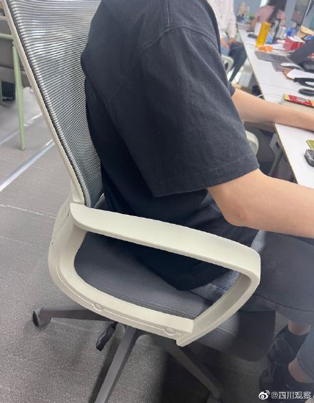 一键入夏！成都人开始穿短袖了