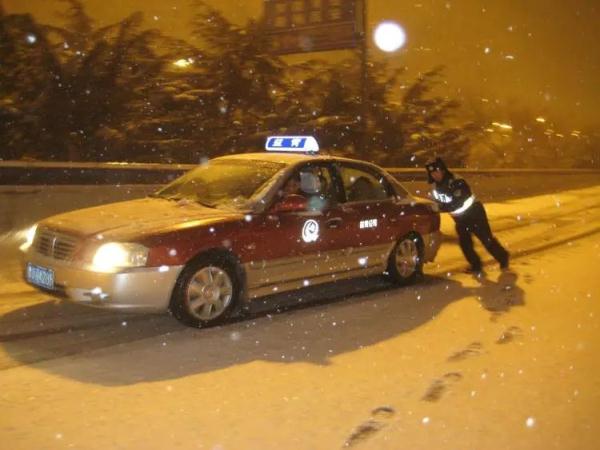 汪晓龙烈士,一路走好! 汪晓龙烈士,一路走好!