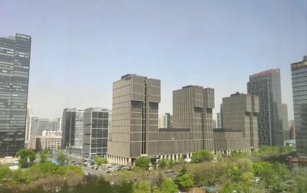 能见度明显转好!北京市解除沙尘暴黄色预警—— 能见度明显转好!北京市解除沙尘暴黄色预警——