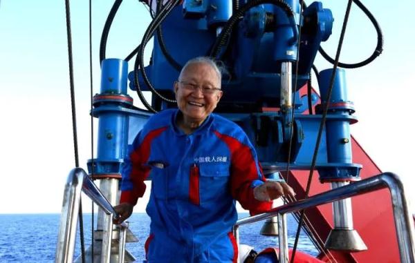 百万粉丝！87岁“触网”院士“想在最辉煌时潇洒退场”