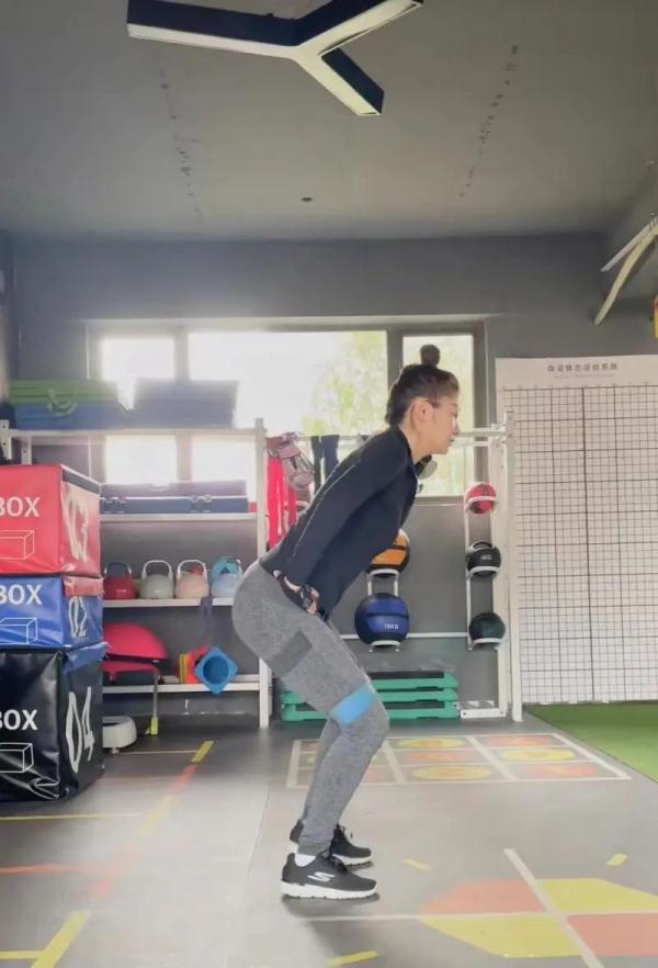 泰国坠崖孕妇称仍未离婚：正努力摆脱这段婚姻