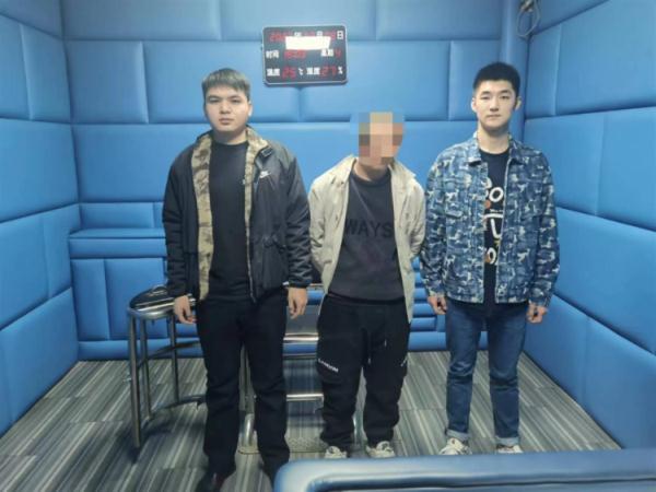 制售、传播淫秽物品，这个团伙被抓！