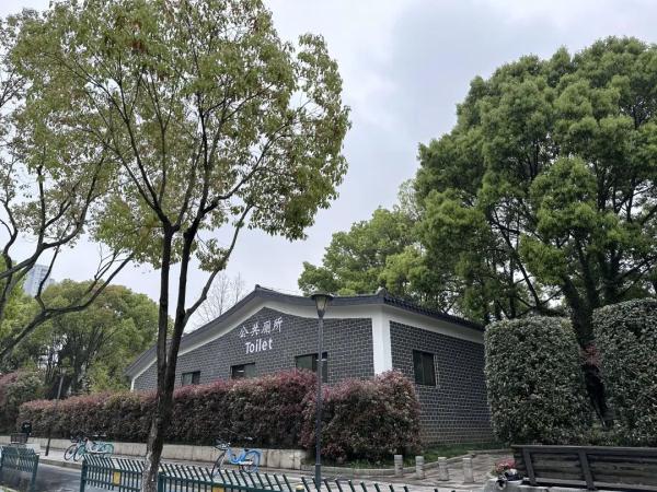 公厕悄悄更名为“公共服务空间”,你看得懂吗? 公厕悄悄更名为“公共服务空间”,你看得懂吗?