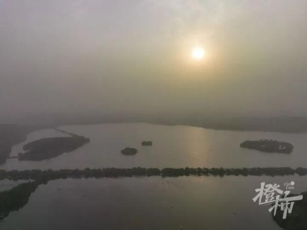 取消，暂停！杭州多所学校发出通知！浙江一地空气质量指数一度全国最差