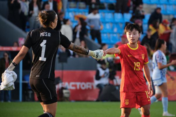 张琳艳:遗憾错过得分机会 欧洲强队值得学习 张琳艳:遗憾错过得分机会 欧洲强队值得学习