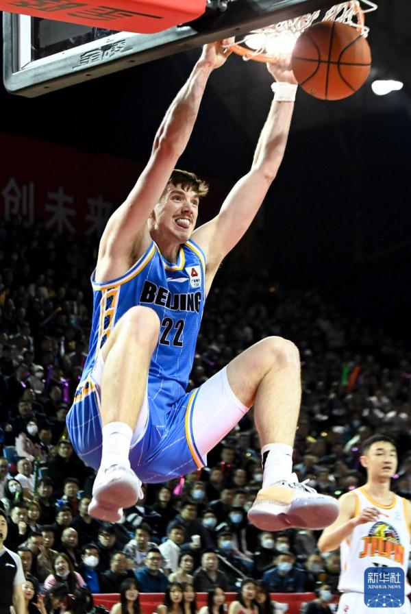 CBA季后赛｜北京首钢晋级八强