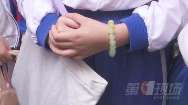 听说现在小学生流行“盘它”？医生：当心“盘”出病!