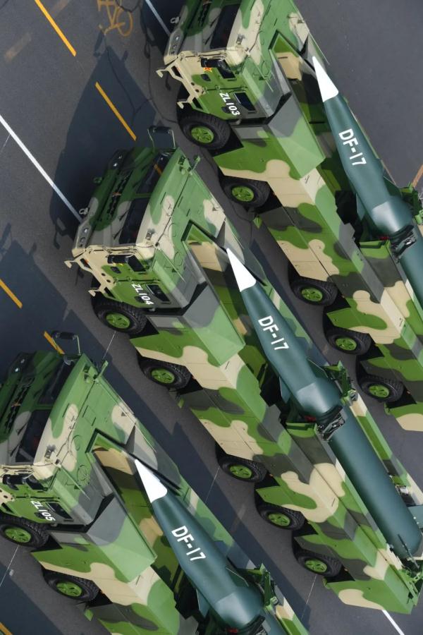 他是梁启超最小的儿子，中国航天事业的奠基人