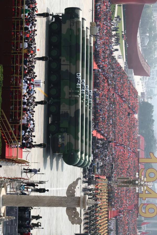 他是梁启超最小的儿子，中国航天事业的奠基人