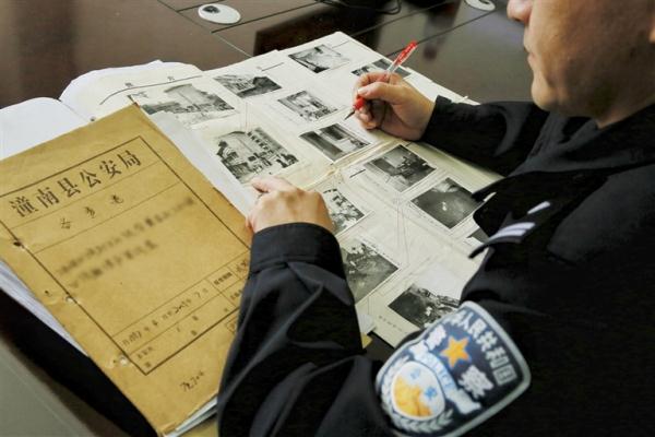 “没破的命案像刀刻在脑海里”……重庆潼南三代民警接力追凶26年 “没破的命案像刀刻在脑海里”……重庆潼南三代民警接力追凶26年