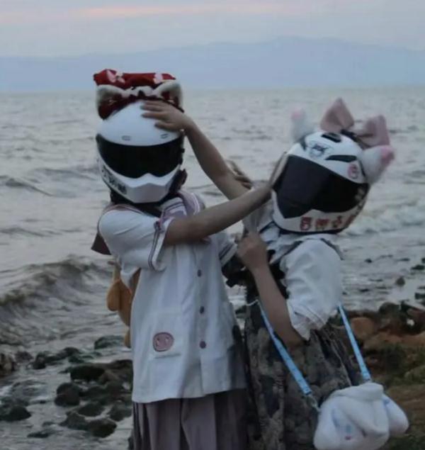 凌晨突发!2名网红不幸身亡,最小年仅16岁 凌晨突发!2名网红不幸身亡,最小年仅16岁