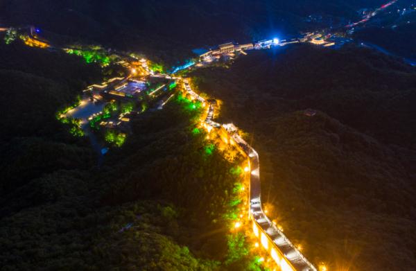 北京八达岭“夜长城”将常态化开放