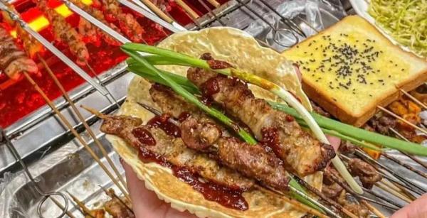 淄博烧烤音乐节、大理情歌汇……网红城市“五一礼包”很诱人 淄博烧烤音乐节、大理情歌汇……网红城市“五一礼包”很诱人