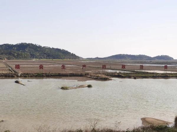 8个月后,鄱阳湖终于“解渴”了 8个月后,鄱阳湖终于“解渴”了