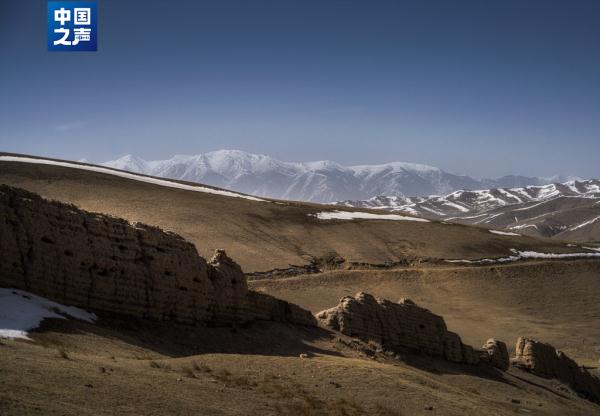 壮阔！汉、明长城在这里相会，绵延至雪山之巅
