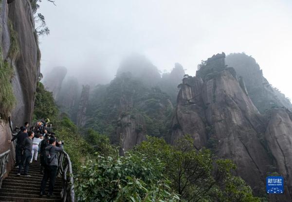 江西:春和景明引游人 江西:春和景明引游人